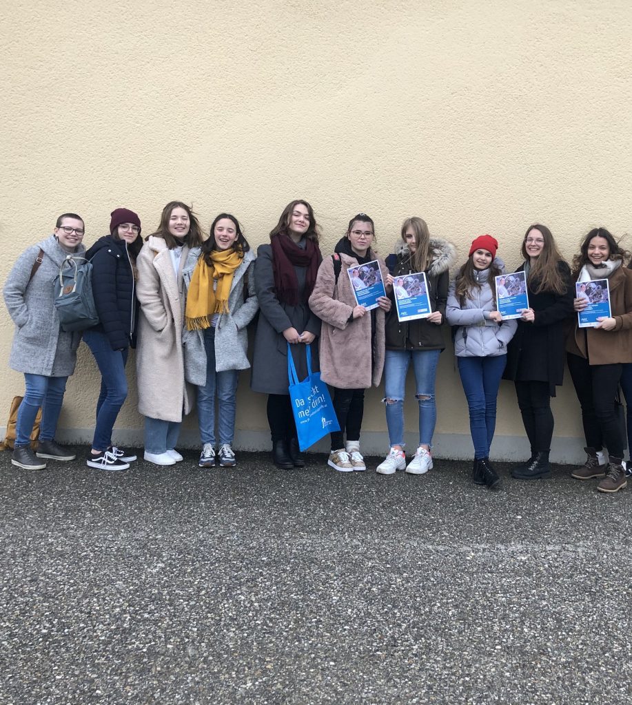 Ein Teil der FiT-Girls